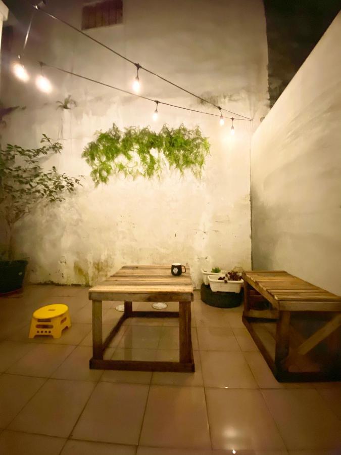 白狗公寓amo B&B市區金三角 東大門夜市 Hualien Extérieur photo