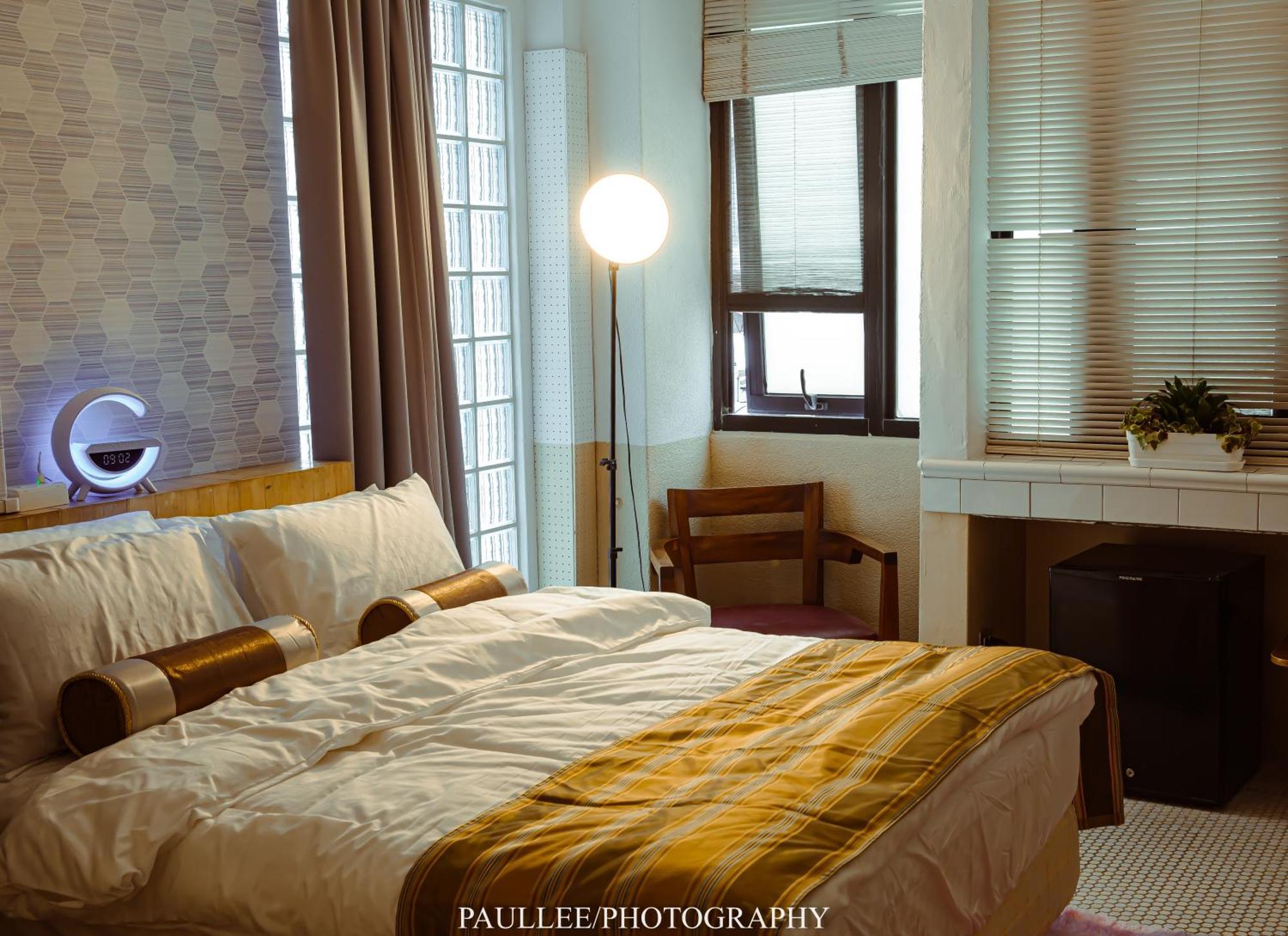 白狗公寓amo B&B市區金三角 東大門夜市 Hualien Extérieur photo