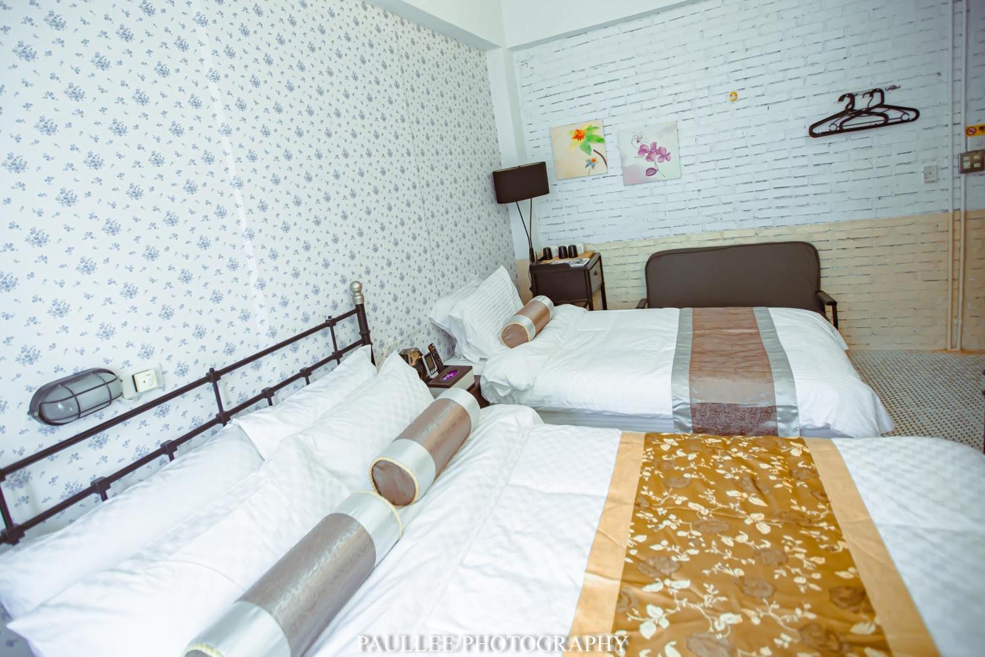白狗公寓amo B&B市區金三角 東大門夜市 Hualien Extérieur photo